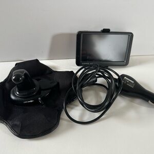 Garmin nuvi GPS Device with Mount and Charger 255W